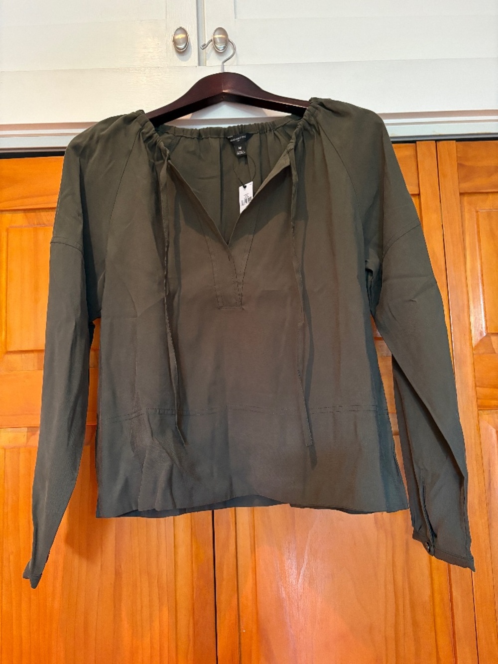 NWT Banana Republic Fact. Twill Shirred Popover Shirt New Mallard Green Size Med